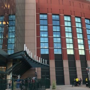 Meet your Posher, Rayen